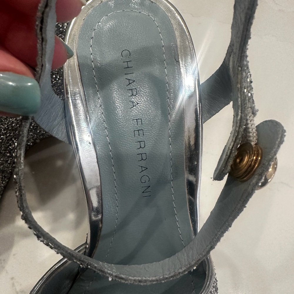 Chara Ferragni Silver Sparkle Platform Shoes
MJ wedge - Picture 4 of 6
